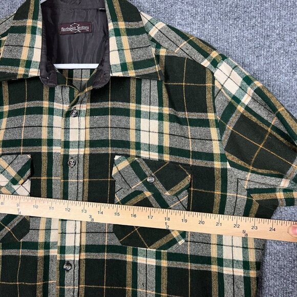 VINTAGE Northwest‎ Territory Plaid Flannel  Button Down Shirt SIZE large - Picture 5 of 8